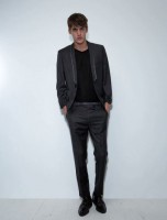 /album/fotogaleria-ropa-gucci-/traje-jpg/